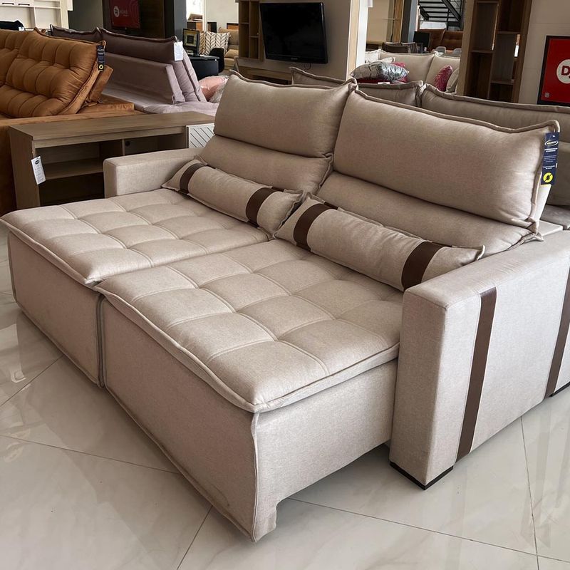 Sofá Copacabana Retrátil e Reclinável Linho Bege com detalhe em