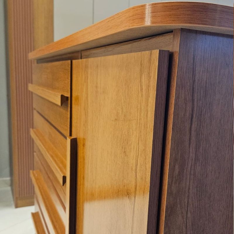 COMODA-CATENA-01.jpg